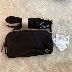 lululemon everywhere bag